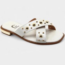 Rasteira Casteliê Slide Spikes Feminina - Off White Rasteira Casteliê Slide Spikes Feminina - Off White