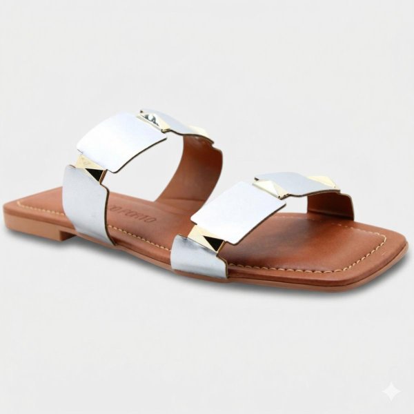 Rasteira Cia do Porto Spikes Fosco Feminina - Prata