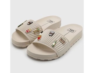 Chinelo Moleca Slide Pins Feminino - Off White
