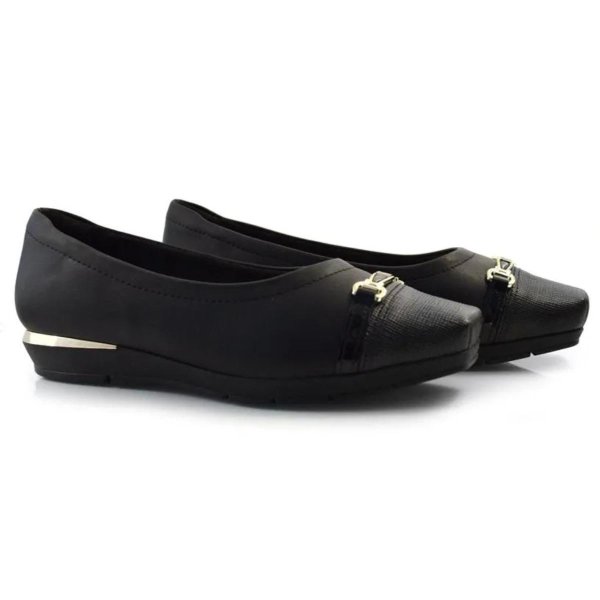 Sapato Piccadilly Detalhe Dourado Feminino - Preto