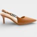 Scarpin Vizzano Slingback Detalhe Bico Fino Salto Baixo - Caramelo