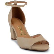 Sandália Vizzano Salto Grosso Médio Traseira Fechada Feminina - Bege Sandália Vizzano Salto Grosso Médio Traseira Fechada Feminina - Bege