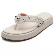 Chinelo Vizzano Flat Spikes Feminino - Off White